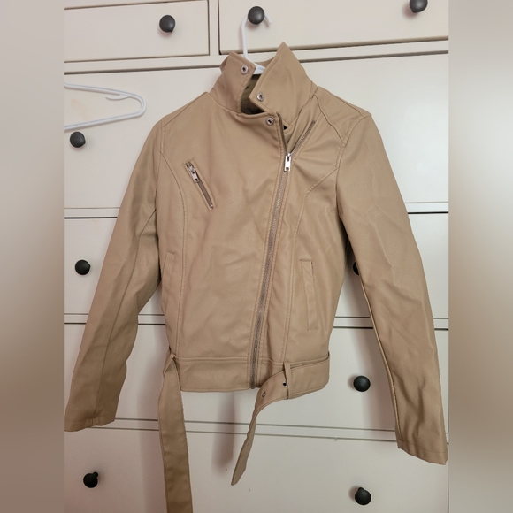 Forever 21 Faux Leather Jacket in Size Small - Picture 1 of 1